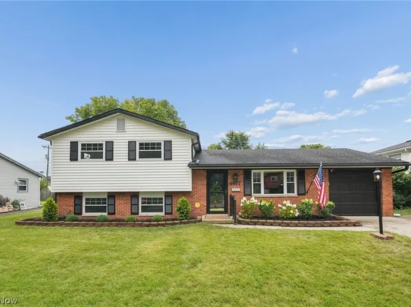 4977 Warminster Dr, Columbus, OH 43232