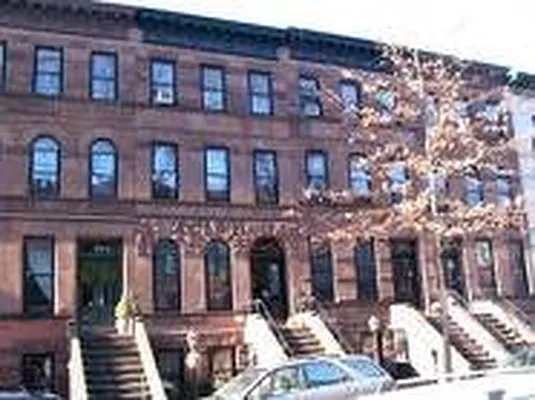 Rented by Garfield Realty  | media 15