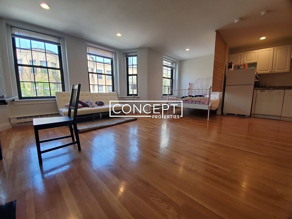 1st image of 168 Saint Botolph St #7