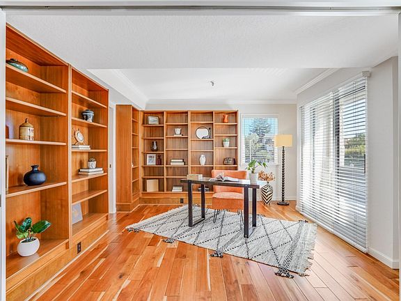 5th image of 185 Forest Ave APT 2C