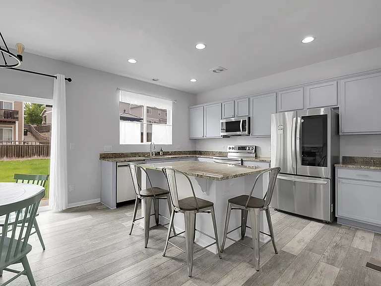 7668 Sabino Ln — Photo 4