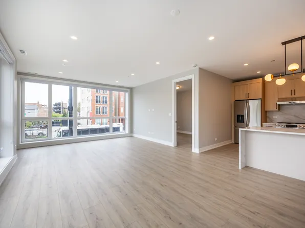 2354 W Polk St, Chicago, IL