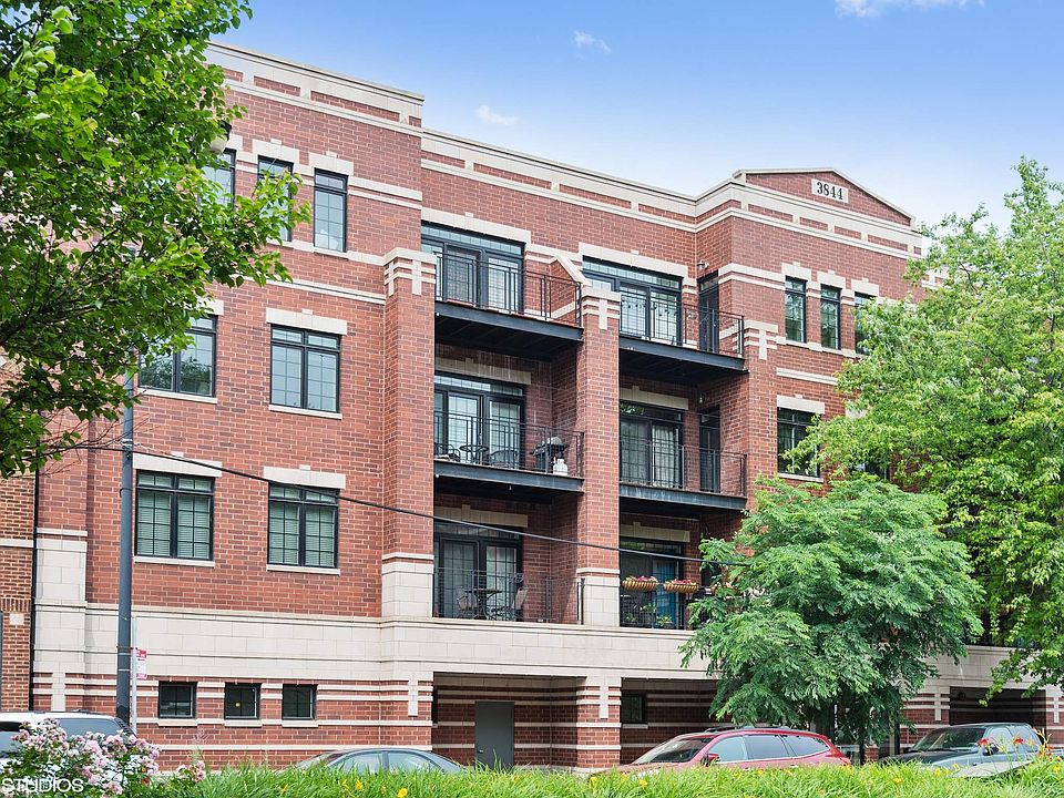 3844 N Ashland Building