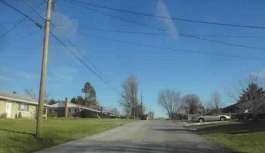 2nd image of 1239 Marvern Dr W
