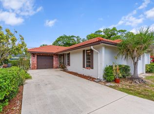392 NW 42nd St, Boca Raton, FL 33431