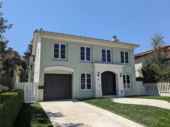 2257 Manning Ave, Los Angeles, CA 90064