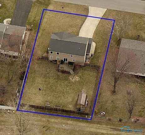 5th image of 140 Saint Paul Dr