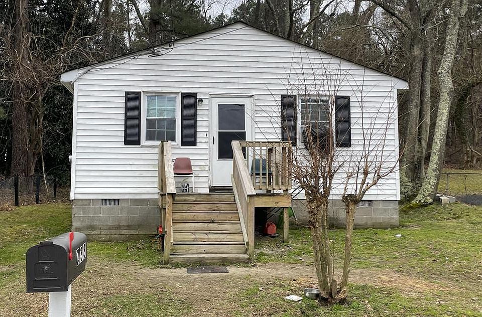 1st image of 738 Texas Ave