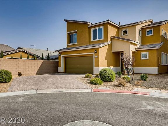 2nd image of 321 Slaters Glen Ct