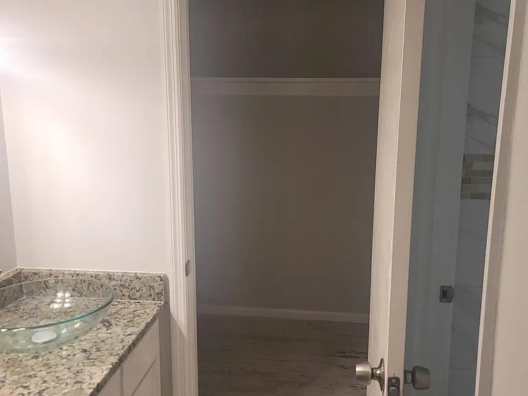 920 Lakewood Ln #920 — Photo 14