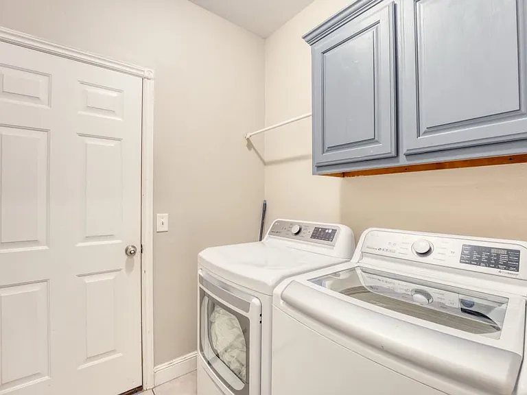 Laundry Room Cabinet