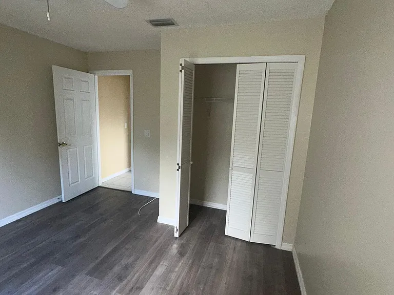 2426 SE Addison St — Photo 21