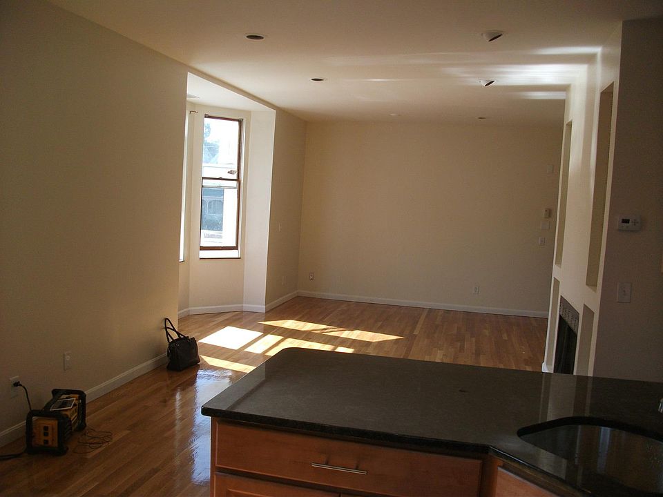 2nd image of 89 Beach St APT 2