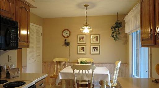 5th image of 19425 Orchard Heights Dr
