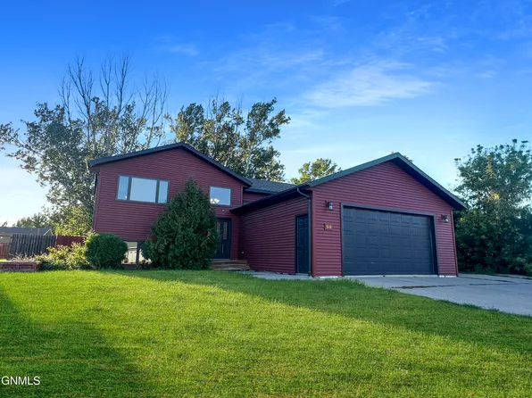 510 16th St SW, Minot, ND 58701