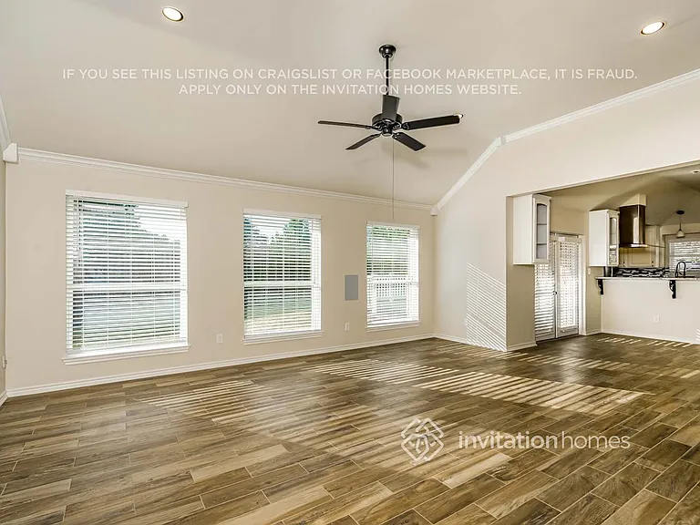 8081 Durham Dr — Photo 3