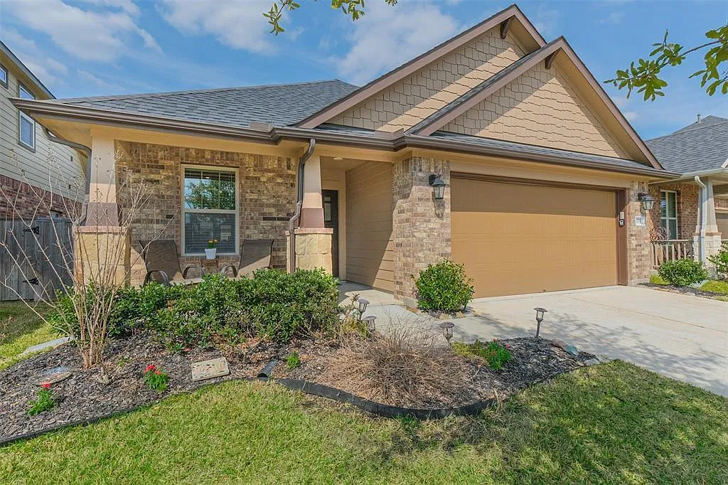 3 bed, 2.0 bath, 1518 sqft, $2,500 — Photo 1