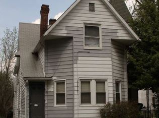 1424 SE 2nd St #B, Evansville, IN 47713