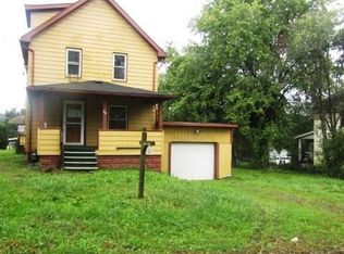 424 Nicholson Ave, Ellwood City, PA 16117