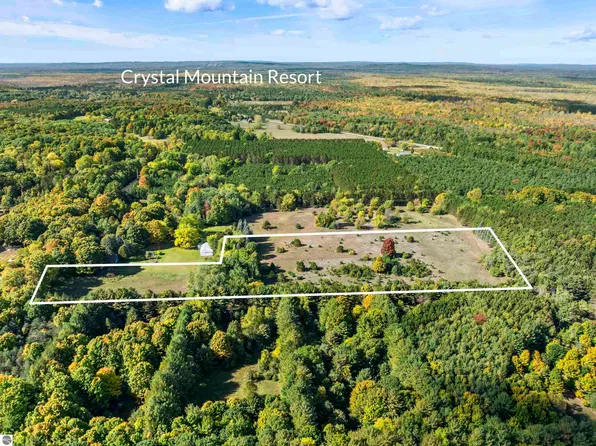 Stanton Rd, Thompsonville, MI 49683