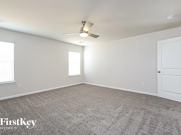 12 Ramblehurst Rd — Photo 8