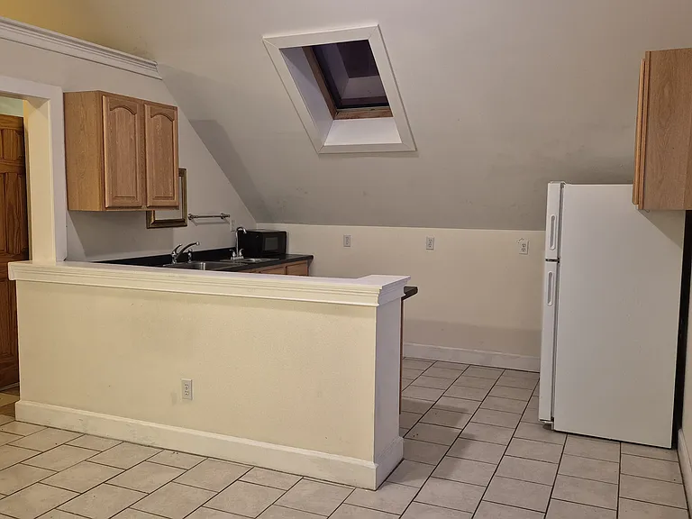 141 Mountain Shadows Dr — Photo 8
