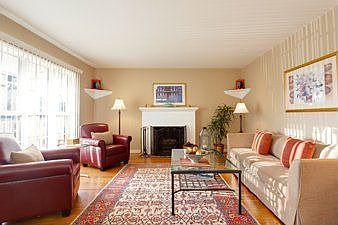 Living Room 1 :: 808 Richmond