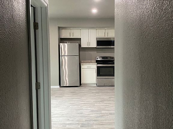 3rd image of 4024 Granby St #C