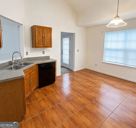 65 Waters Edge Way — Photo 3