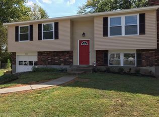 9510 Candywood Ln, Louisville, KY 40291