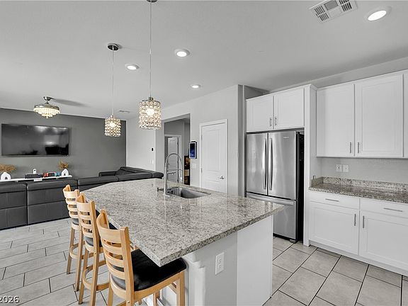 5th image of 9267 Bluemist Falls St