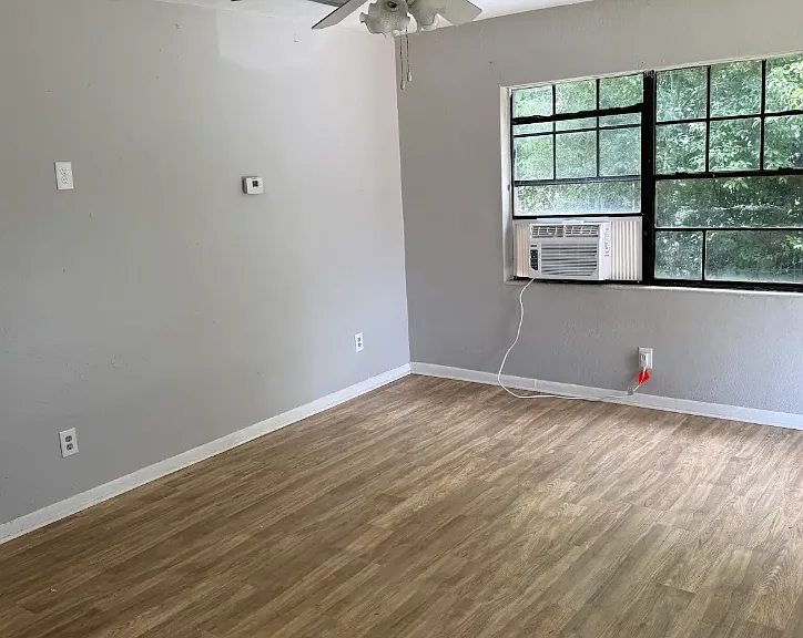 826 Gamble St — Photo 5