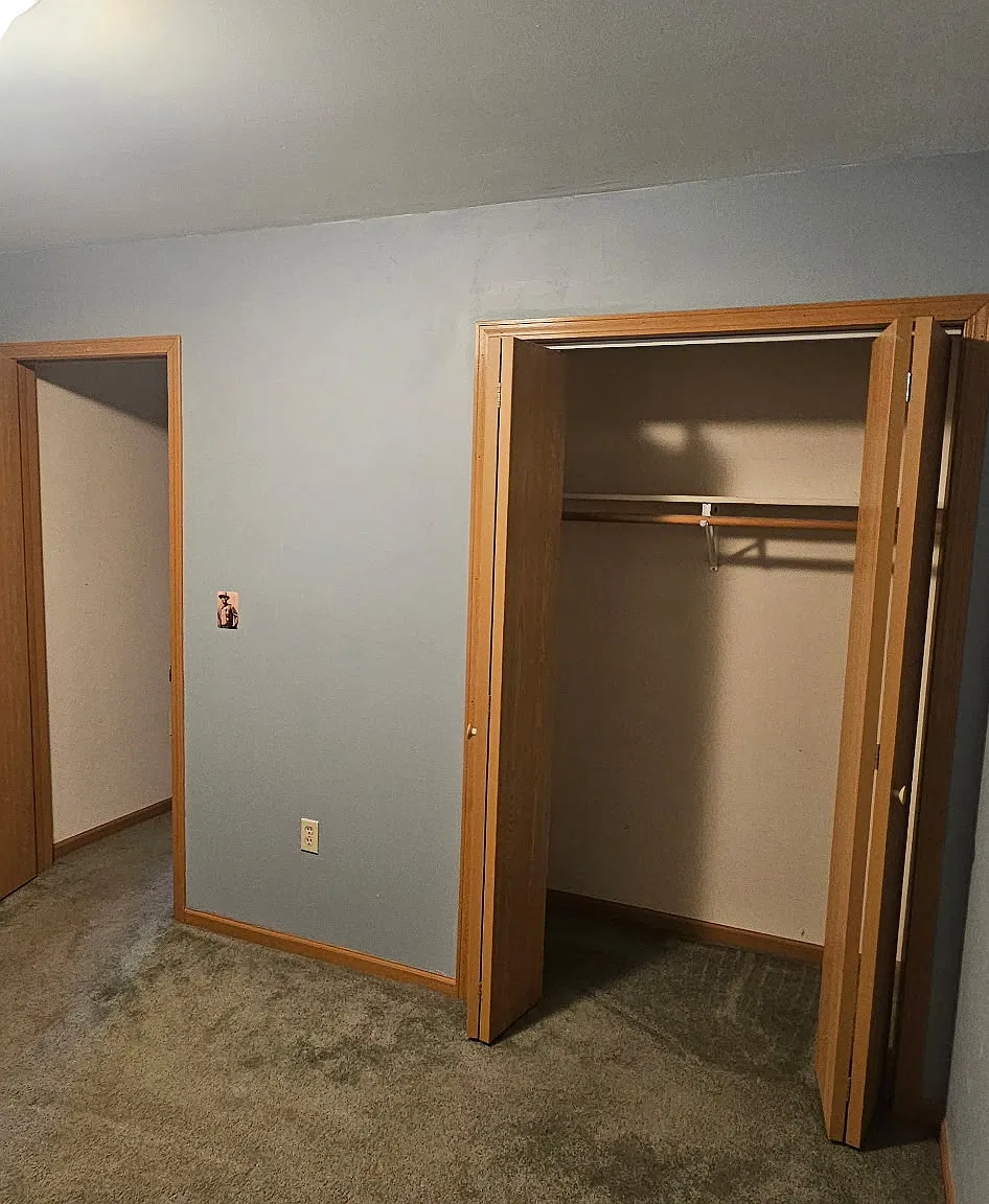 3 bed, 1360 sqft, $725 — Photo 3