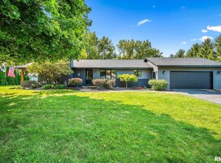 26511 Westlane Dr, Morton, IL 61550