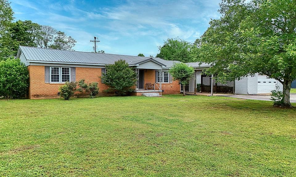 1st image of 90 Terry Rd