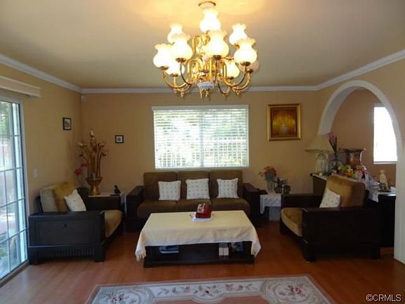 4th image of 470 Ladera St