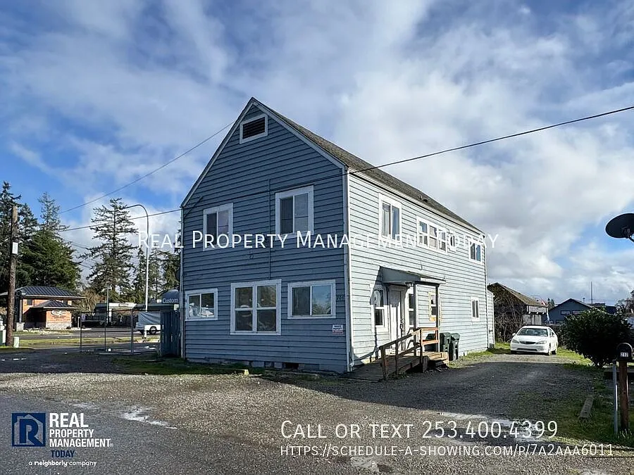 Building Photo - 206 128th St S