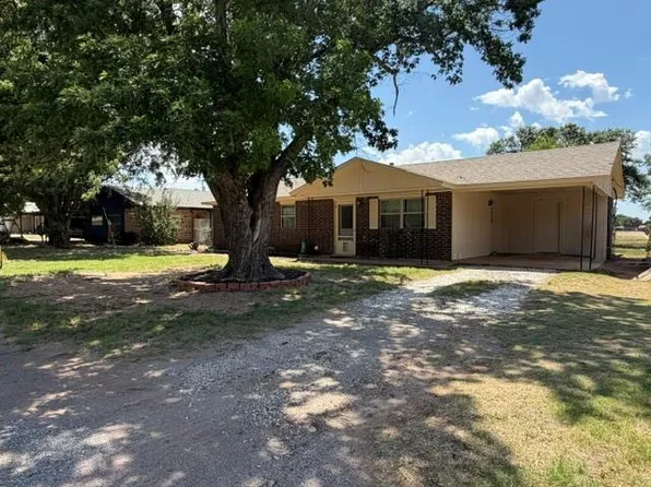 315 E Ada St, Tipton, OK 73570