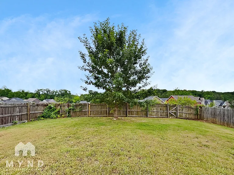 225 E Webber Ln — Photo 25