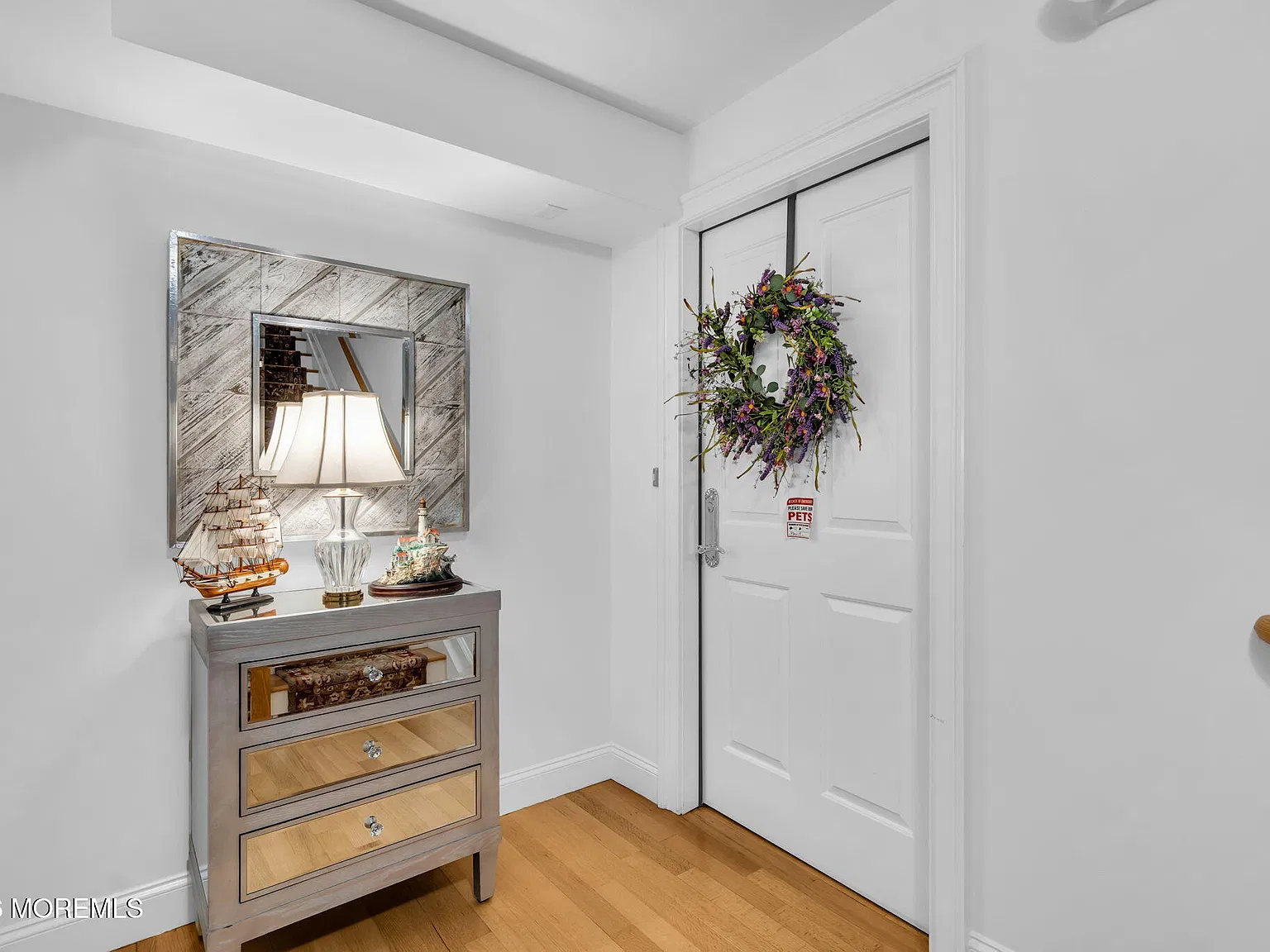 1 bed, 800 sqft, $2,500 — Photo 3