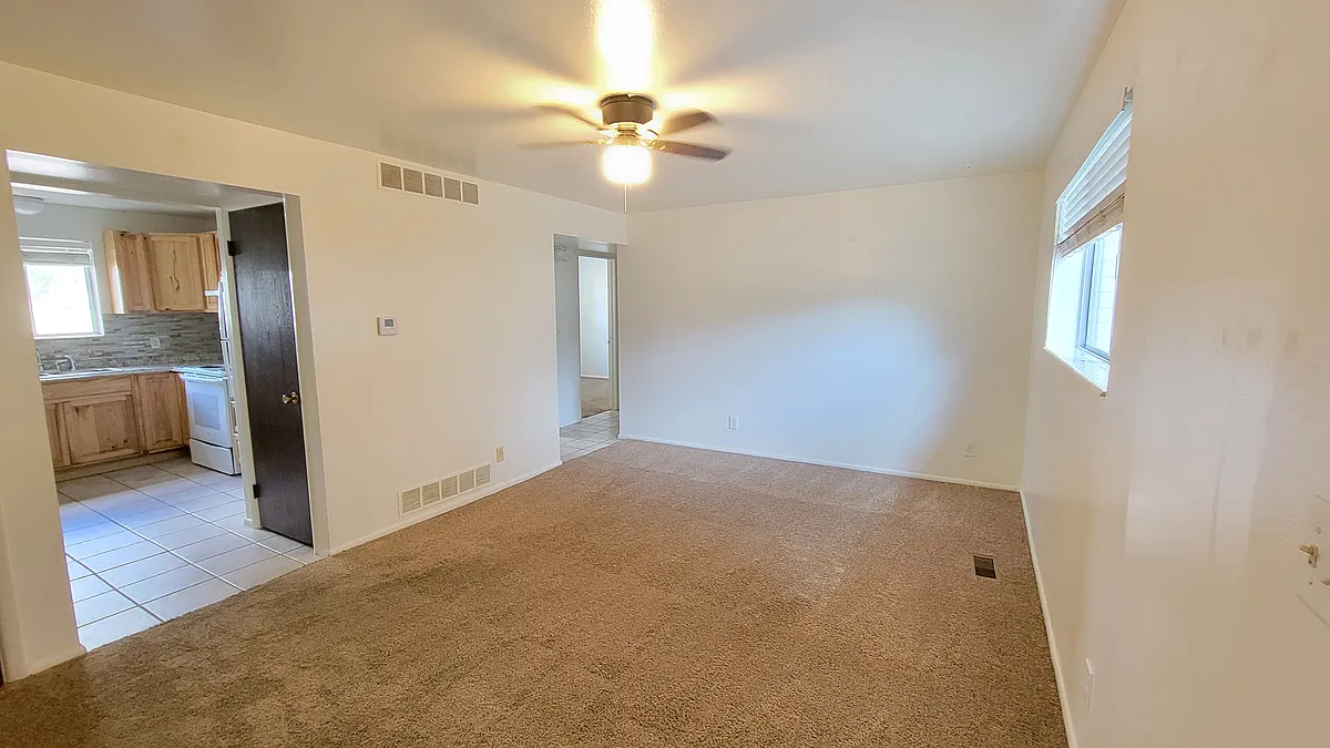 Building Photo - 414 S 600 W