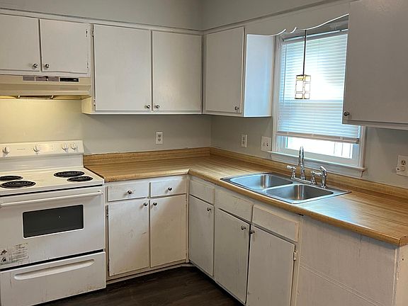 5th image of 104 Chesterfield Ct APT 15