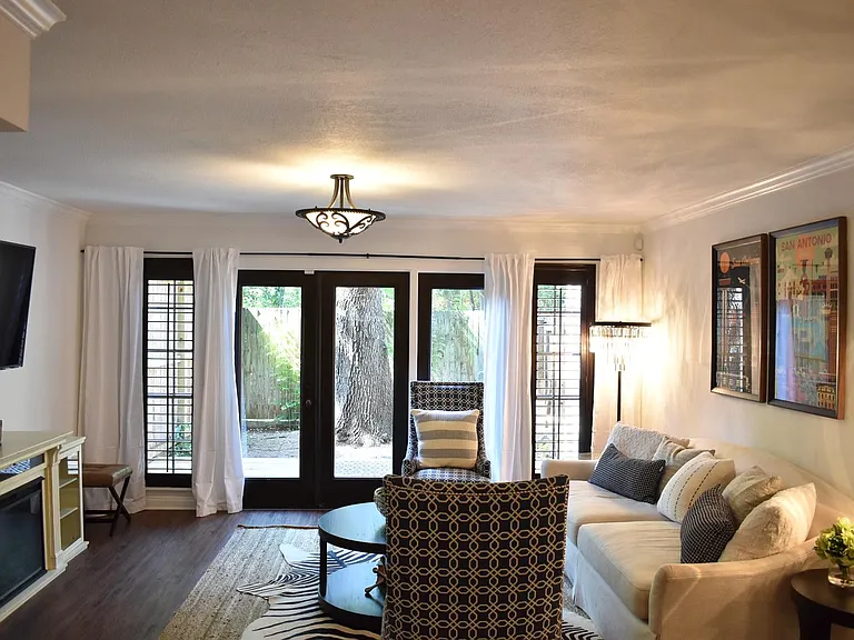 1045 Shook Ave #126F — Photo 5