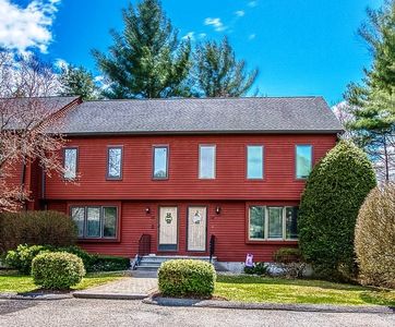 12 Village Way APT F, Norton, MA, 02766