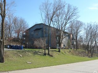 3537 Hubbell Ave APT 11, Des Moines, IA 50317