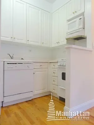 Rented by Manhattan Connection | media 29