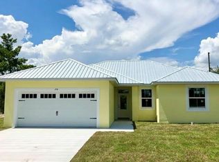 216 Islamorada St NE, Lake Placid, FL 33852