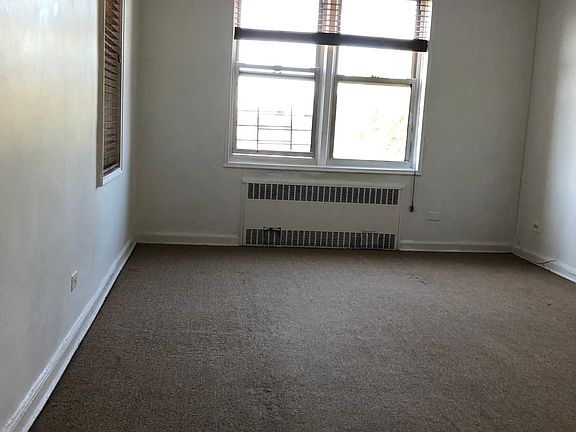 2nd image of 14325 84th Dr APT 4L