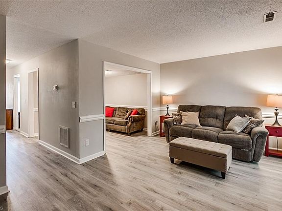 4th image of 4337 C Edith Ln