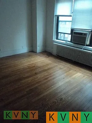 Rented by KVNY Soho | media 10